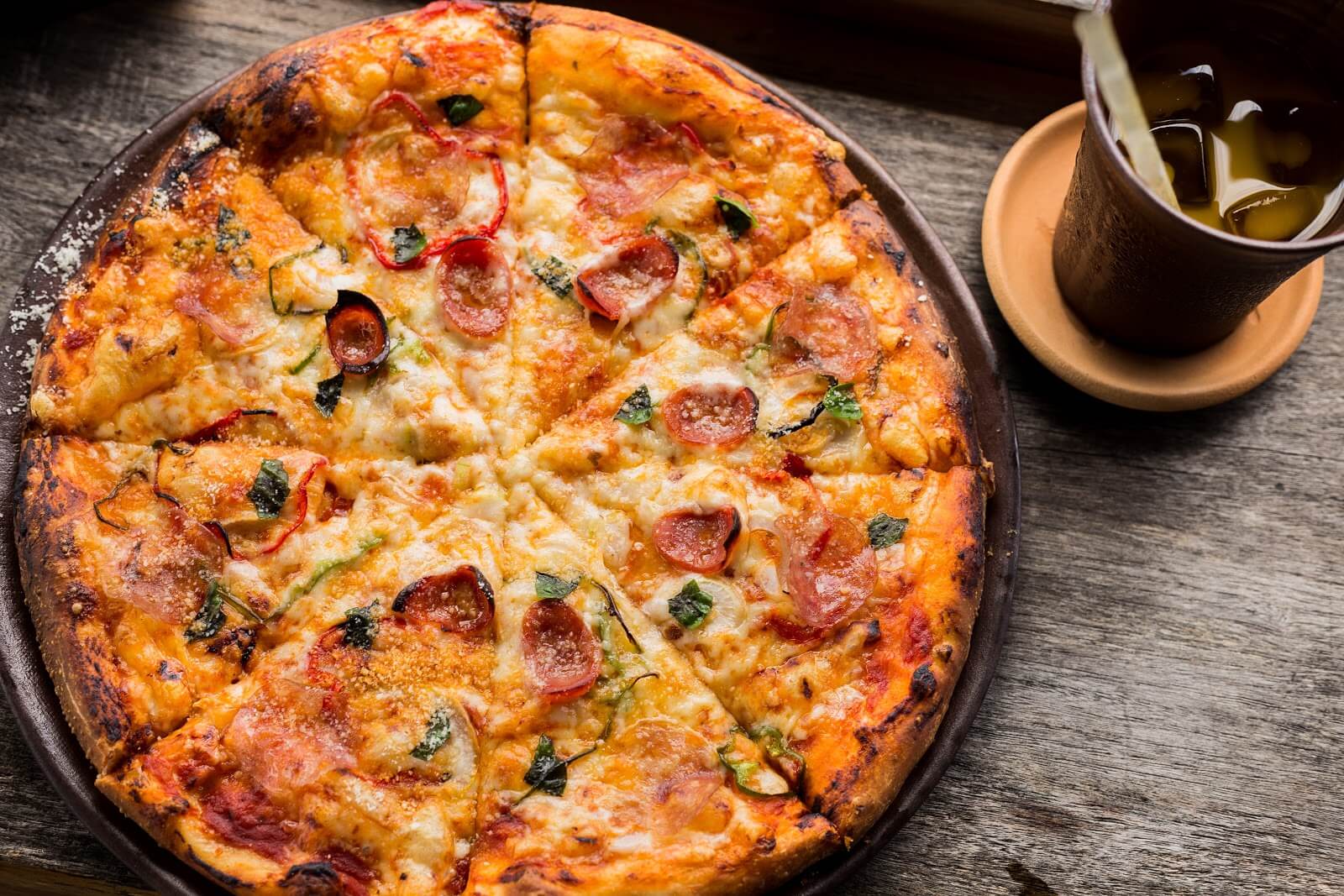 Seamless Grubhub: Pepperoni pizza and drink