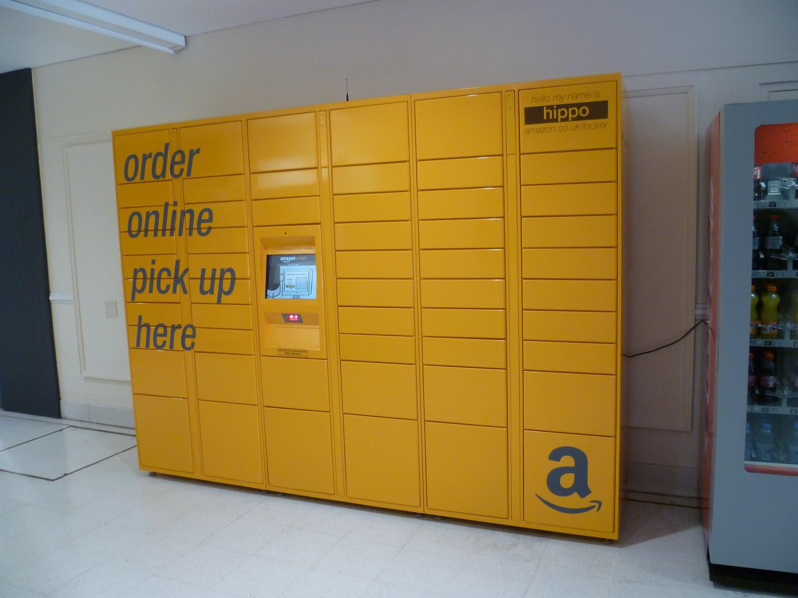 How does Amazon Locker work: a locker for Amazon pickup